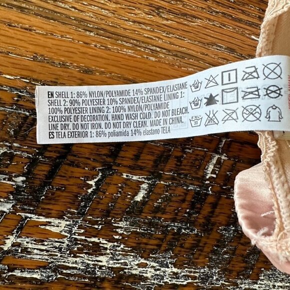 Forever 21 Tan Padded Front Closure Bra Size Small - Picture 8 of 10